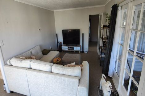 Photo of property in 13 Bickerton Street, Wainoni, Christchurch, 8061