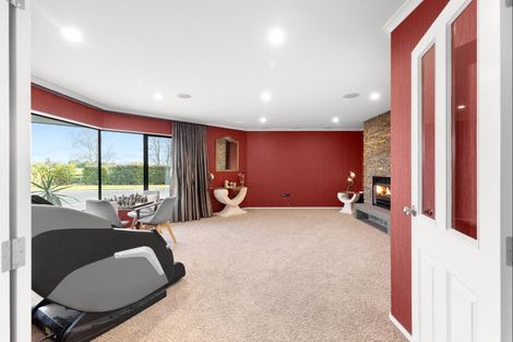 Photo of property in 11 Mckenzie Settlement Road, Kairanga, Palmerston North, 4475