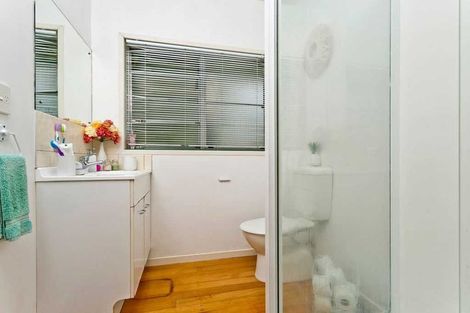 Photo of property in 2/159 Coronation Road, Hillcrest, Auckland, 0627