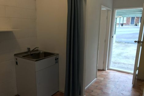 Photo of property in 89 Churton Drive, Churton Park, Wellington, 6037