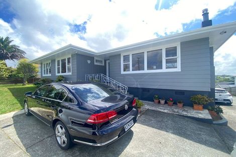 Photo of property in 211 Sturges Road, Henderson, Auckland, 0612