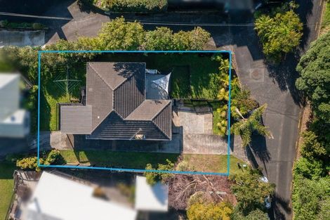 Photo of property in 1/13 Howard Road, Northcote, Auckland, 0627