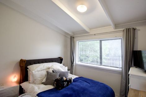 Photo of property in 36 Cockayne Crescent, Sunnynook, Auckland, 0620