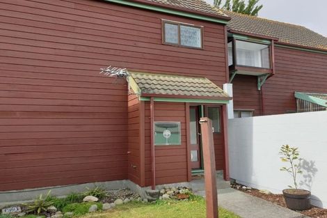 Photo of property in 17-u2 Randwick Crescent, Moera, Lower Hutt, 5010