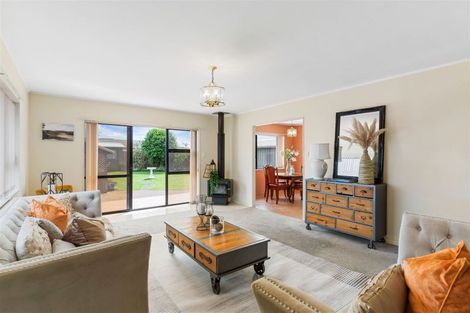 Photo of property in 31 Weiti Road, Orewa, 0931