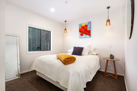 Photo of property in 51 Jackson Street, Island Bay, Wellington, 6023
