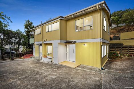 Photo of property in 9k View Road, Glenfield, Auckland, 0627