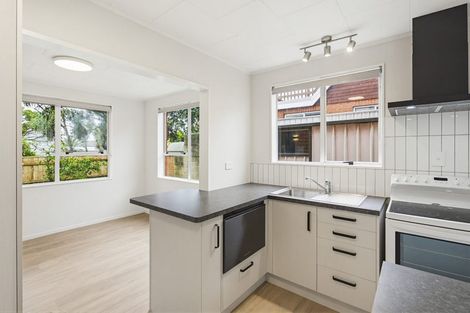 Photo of property in 7b Howell Road, Paraparaumu Beach, Paraparaumu, 5032