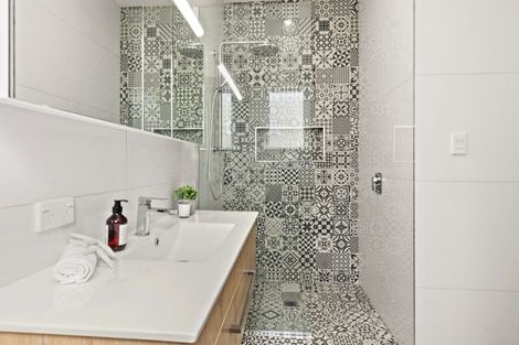 Photo of property in 89 Ross Street, Lyall Bay, Wellington, 6022