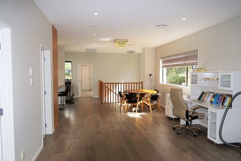 Photo of property in 83a Lake Road, Northcote, Auckland, 0627