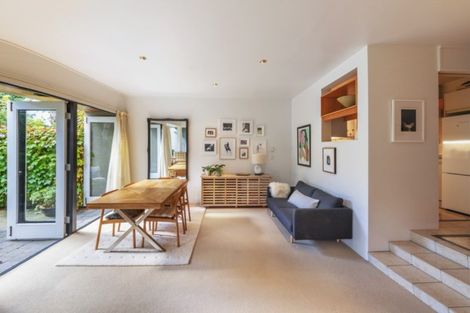 Photo of property in Highwic, 32u5 Hobson Street, Thorndon, Wellington, 6011