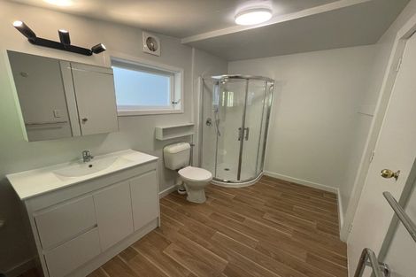 Photo of property in 143 Seatoun Heights Road, Miramar, Wellington, 6022