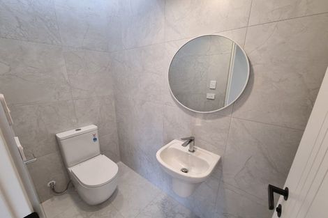 Photo of property in 2 Matau Way, Hauraki, 0622