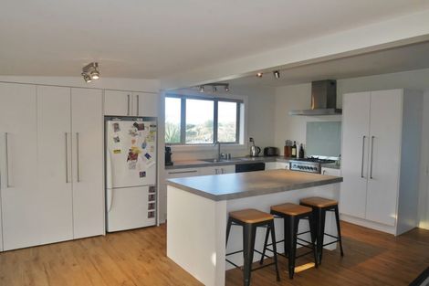 Photo of property in 14 Pacific Road, North New Brighton, Christchurch, 8083