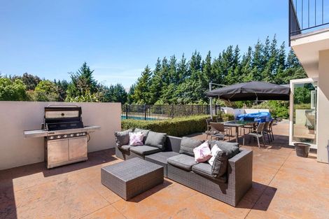 Photo of property in 16 Harpers Road, Loburn, Rangiora, 7472