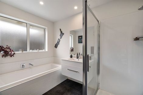 Photo of property in 25 Ed Hillary Drive, Rolleston, 7615