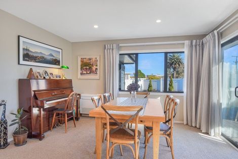 Photo of property in 32 Maxwell Avenue, Durie Hill, Whanganui, 4500