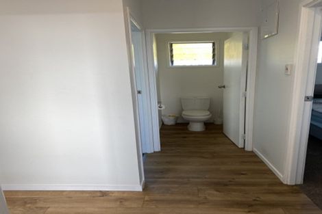 Photo of property in 1/16 Stanley Road, Glenfield, Auckland, 0629