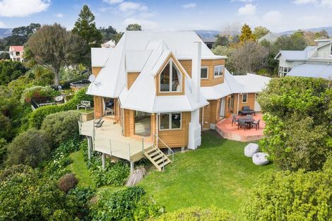 Photo of property in 96 Clifton Terrace, Fitzherbert, Palmerston North, 4410