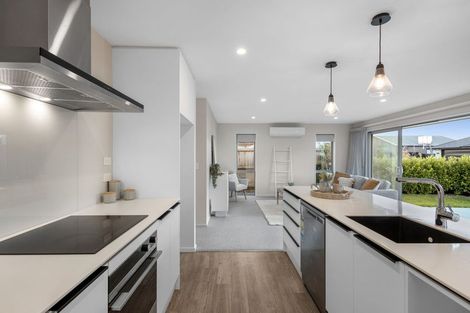 Photo of property in 66 Stationmasters Way, Prebbleton, 7604