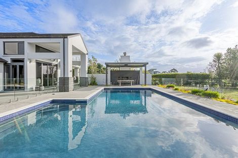 Photo of property in 11 Kingscliff Rise, Dairy Flat, Albany, 0792
