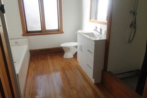 Photo of property in 38 Cleveland Street, Edgeware, Christchurch, 8013