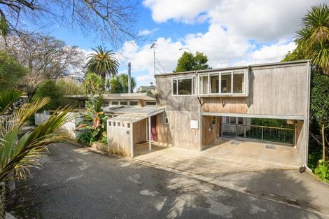 Photo of property in 196 Victoria Avenue, Hokowhitu, Palmerston North, 4410