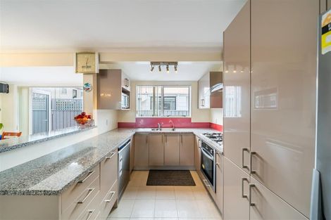 Photo of property in 35f2 Tahi Street, Miramar, Wellington, 6022
