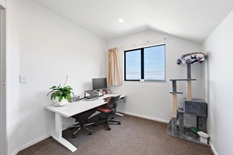 Photo of property in 27f1 Kanpur Road, Broadmeadows, Wellington, 6035