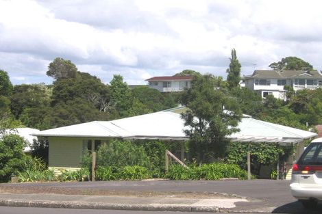 Photo of property in 68 Lake Road, Northcote, Auckland, 0627