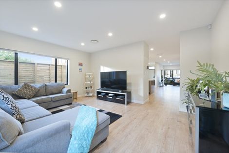 Photo of property in 23b Westgate Drive, Westgate, Auckland, 0614