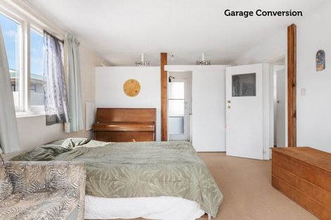 Photo of property in 22 Karewa Parade, Papamoa Beach, Papamoa, 3118
