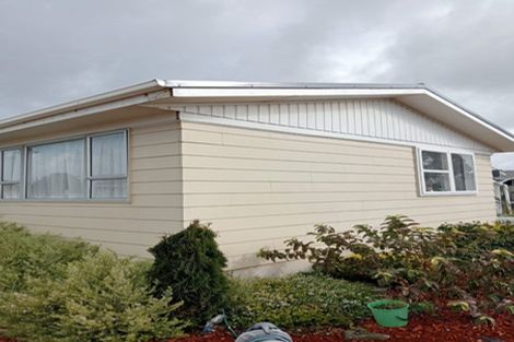 Photo of property in 11 Iredale Road, Hawera, 4610