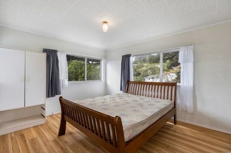 Photo of property in 14 Glen Alton Avenue, Paparangi, Wellington, 6037