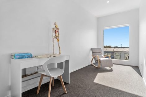 Photo of property in 31 Reynolds Place, Papamoa Beach, Papamoa, 3118