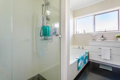 Photo of property in 1/6 Manuka Street, Orewa, 0931