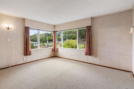 Photo of property in 462 Don Buck Road, Massey, Auckland, 0614