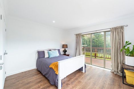 Photo of property in 5 Mcewen Crescent, Riverstone Terraces, Upper Hutt, 5018