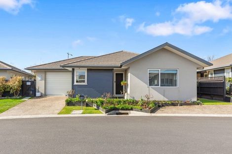 Photo of property in 39 Bridgewater Way, Pyes Pa, Tauranga, 3112