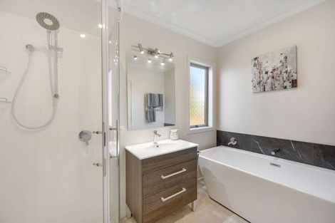 Photo of property in 114 Wharerangi Road, Greenmeadows, Napier, 4112