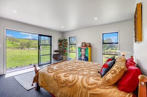 Photo of property in 33a Waiotahi Drive, Mangawhai, 0573