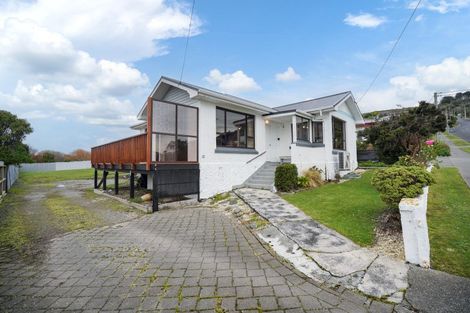 Photo of property in 12 Walker Street, Bluff, 9814