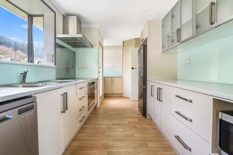 Photo of property in 9 Teal Place, Selwyn Heights, Rotorua, 3015