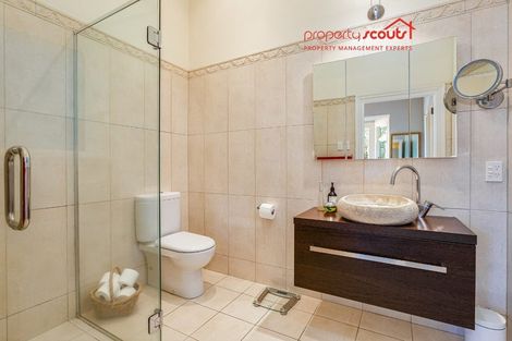 Photo of property in 105 Kelburn Parade, Kelburn, Wellington, 6012