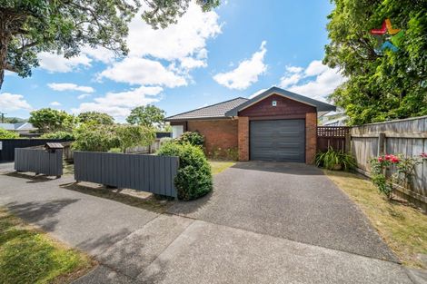Photo of property in 27a Malone Road, Waterloo, Lower Hutt, 5011