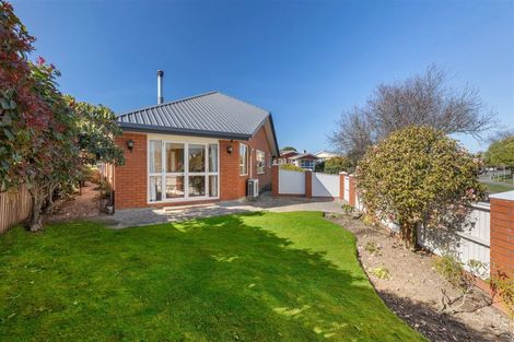 Photo of property in 65 Toorak Avenue, Avonhead, Christchurch, 8042