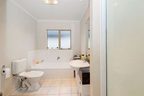 Photo of property in 81 Espalier Drive, Henderson, Auckland, 0612