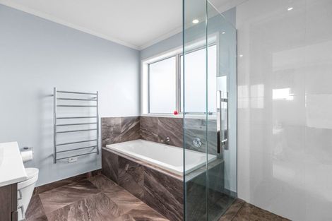 Photo of property in 21 Robley Road, Pyes Pa, Tauranga, 3112