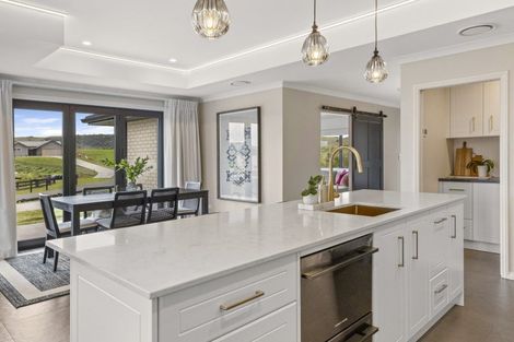 Photo of property in 40 King Road, Kinloch, Taupo, 3385