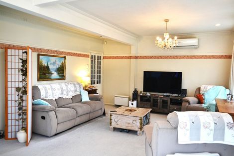 Photo of property in 1/1 Stokes Valley Road, Stokes Valley, Lower Hutt, 5019